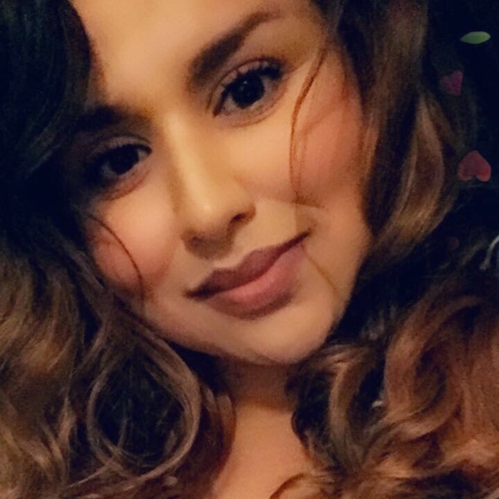 Meet your Posher, Maribel